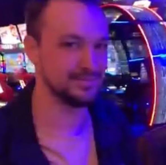 Meet your Posher, Zeb - Picture 1 of 1